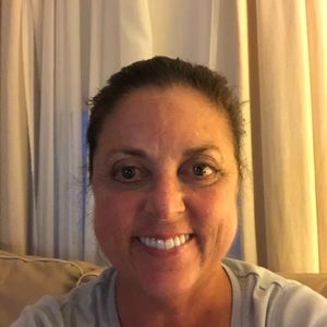 Meet your Posher, Suzanne